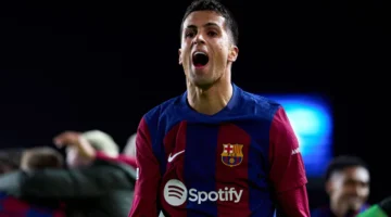 بديل تين هاج.. مايكل كاريك يقترب من مانشستر يونايتد وكانسيلو يظهر في برشلونة